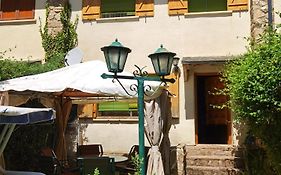 Chalet Entero Con Patio